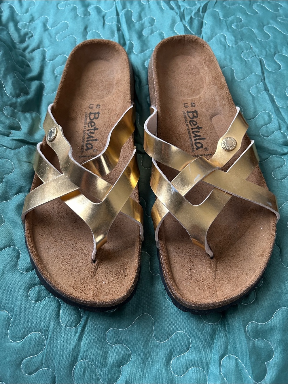 Birkenstock-Betula New Women's Gold Crisscross Sandals SZ 9 (40)